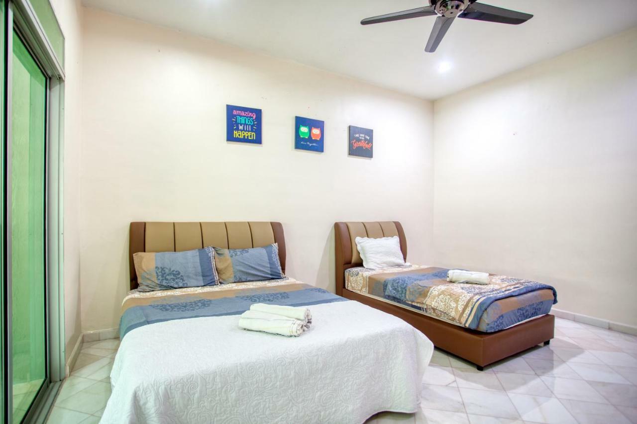 Gunung View Homestay 10 To 12 Pax Near Sunway Tambun Ipoh Eksteriør bilde